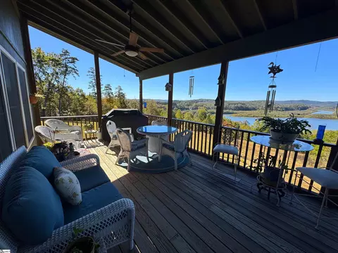 Exterior - 284 River Rd, Westminster, SC 29693 photo 4 of 6