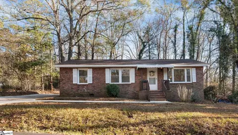 253 Law St, Woodruff, SC 29388