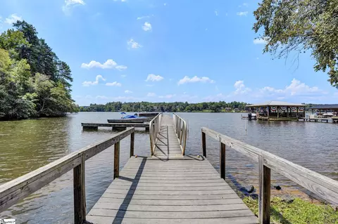 90 E Commodore Dr, Cross Hill, SC 29332 photo 17