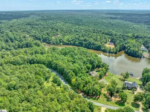 90 E Commodore Dr, Cross Hill, SC 29332 photo 3
