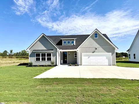 2693 Friendship Church Rd, Gray Court, SC 29645