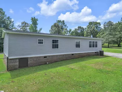 4056 Ridge Rd, Greer, SC 29651 photo 4