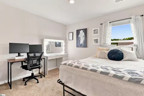 Bedroom - 105 Rustic Ridge Dr, Easley, SC 29640 photo 5 of 6
