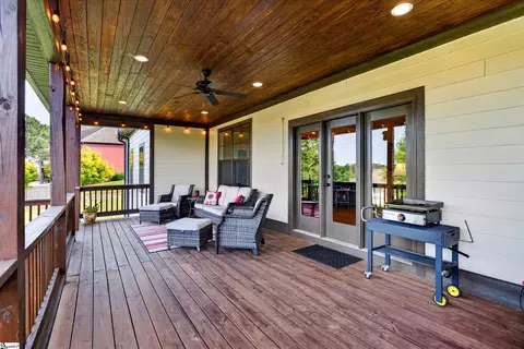 Exterior - 342 Reflection Dr, Lyman, SC 29365 photo 3 of 11
