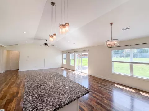 Living - 155 Eagle Ridge Dr, Chesnee, SC 29323 photo 2 of 4