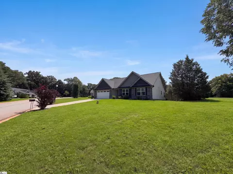 Exterior - 155 Eagle Ridge Dr, Chesnee, SC 29323 photo 7 of 8