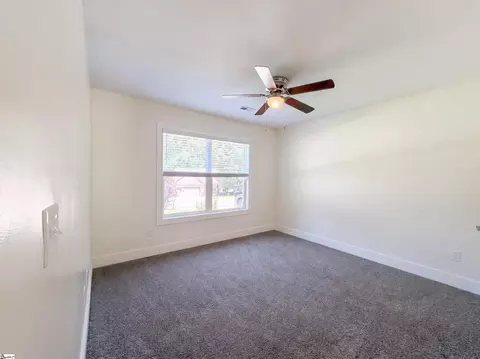 Bedroom - 155 Eagle Ridge Dr, Chesnee, SC 29323 photo 2 of 3
