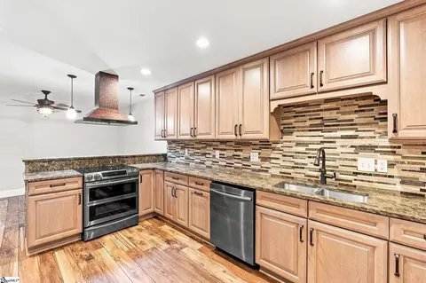 Kitchen - 320 Watson Rd, Easley, SC 29642 photo 5 of 5