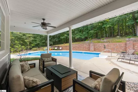 Exterior - 320 Watson Rd, Easley, SC 29642 photo 9 of 15