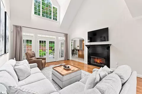 Living - 320 Watson Rd, Easley, SC 29642 photo 2 of 3