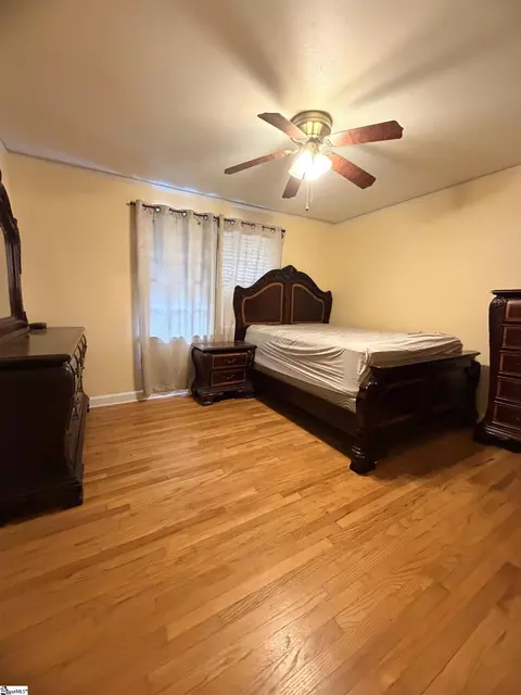 Bedroom - 100 Branike Dr, Duncan, SC 29334 photo 1 of 2