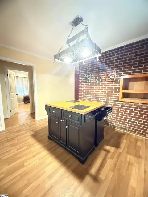 Kitchen - 100 Branike Dr, Duncan, SC 29334 photo 3 of 3