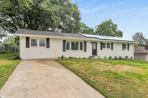 103 Longwood Dr, Taylors, SC 29687