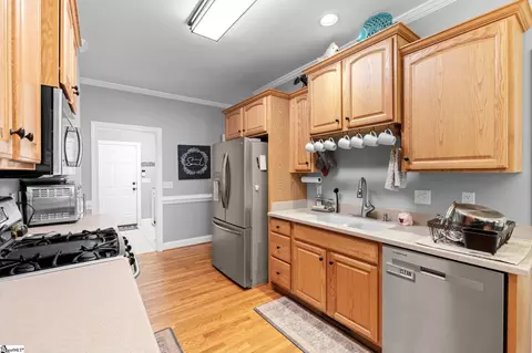 Kitchen - 109 Harrison Rd, Easley, SC 29642 photo 4 of 4