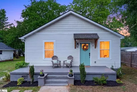 9 Mcdade St, Greenville, SC 29611