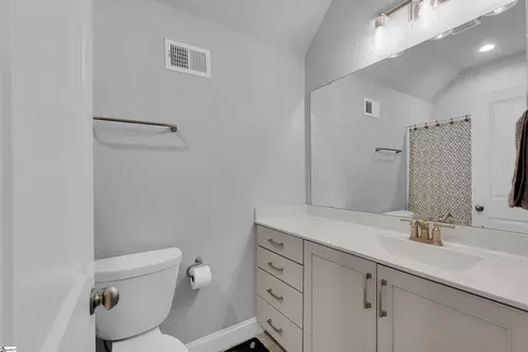 Bath - 103 Ridan Rd, Mauldin, SC 29662 photo 4 of 4