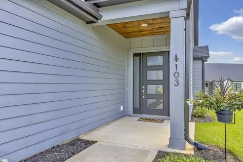 Exterior - 103 Ridan Rd, Mauldin, SC 29662 photo 3 of 9