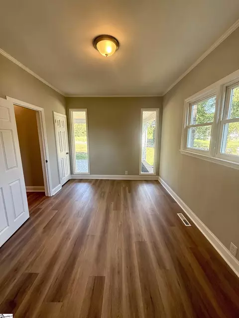 Other - 160 J St, Greer, SC 29651 photo 2 of 8