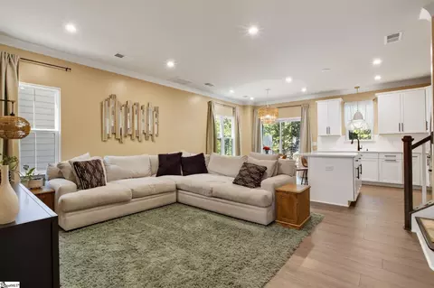 Living - 67 Connaught Ct, Mauldin, SC 29662 photo 1 of 1