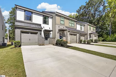 Exterior - 67 Connaught Ct, Mauldin, SC 29662 photo 2 of 6