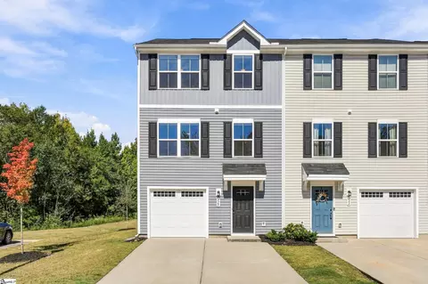 228 Maple Forge Trl, Greenville, SC 29617