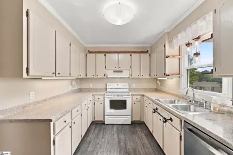Kitchen - 216 N Celestial Dr, Greer, SC 29651 photo 1 of 2