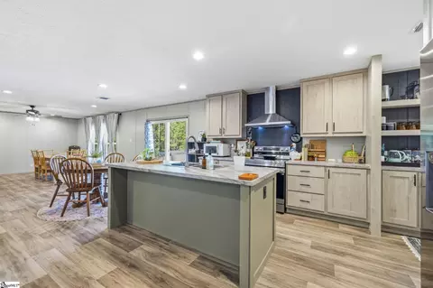 242 Mattie Campbell Rd, Honea Path, SC 29654 photo 9
