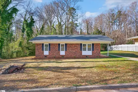 230 Fisher Ave, Spartanburg, SC 29301