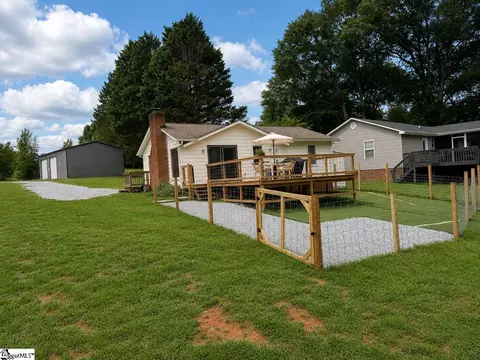 50 Coastline Dr, Inman, SC 29349