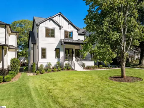 38 Rockwood Dr, Greenville, SC 29605