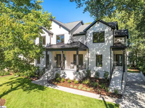 38 Rockwood Dr, Greenville, SC 29605