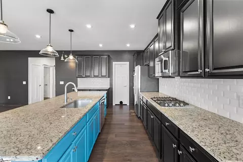 Kitchen - 216 Edwin Ellis Dr, Greer, SC 29651 photo 2 of 2