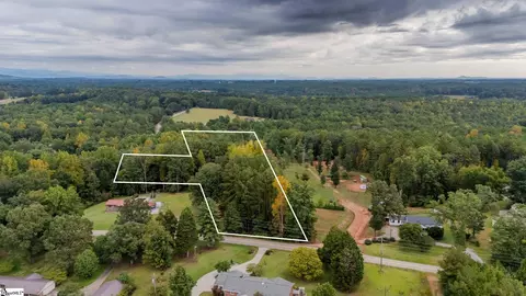 621 Rock Crusher Rd, Walhalla, SC 29691