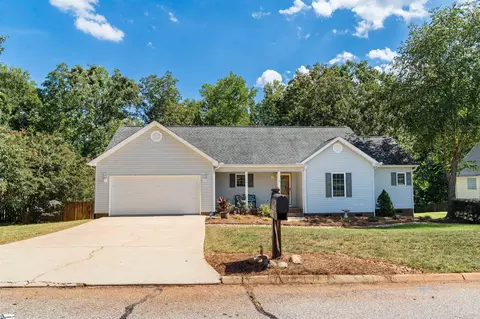113 Brooke Lee Cir, Taylors, SC 29687