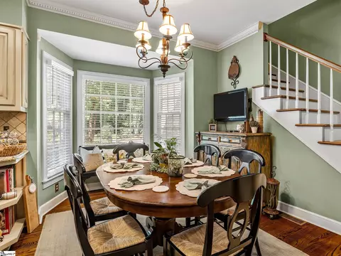 Dining - 100 Crestview Dr, Union, SC 29379 photo 1 of 3