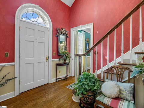 Entry Way - 100 Crestview Dr, Union, SC 29379 photo 1 of 3