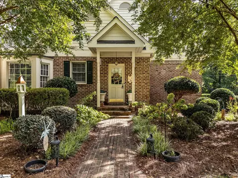 Exterior - 100 Crestview Dr, Union, SC 29379 photo 9 of 13