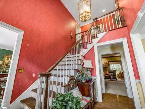 Entry Way - 100 Crestview Dr, Union, SC 29379 photo 2 of 3