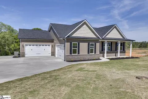 Exterior - 102 Powell Ct, Easley, SC 29640 photo 3 of 6