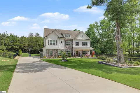 12 Peyton Ln, Simpsonville, SC 29681