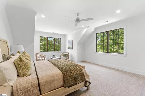 Bedroom - 134 Gnarled Pine Ct, Sunset, SC 29685 photo 5 of 7