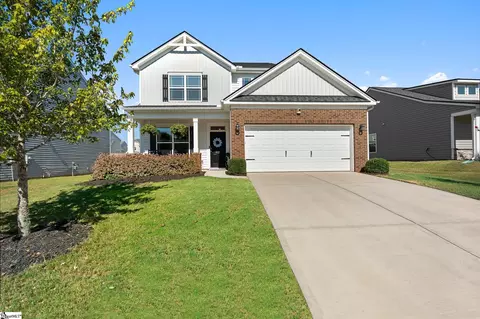 621 Pollyanna Dr, Greenville, SC 29605