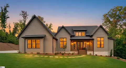 590 Chinquapin Rd, Travelers Rest, SC 29690
