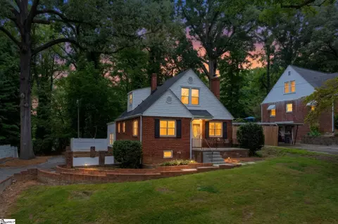 218 Mcmakin Dr, Greenville, SC 29617