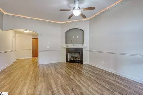Living - 560 Semillon Ln, Moore, SC 29369 photo 4 of 4