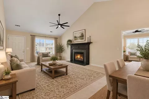Living - 115 Lennox Ln, Easley, SC 29642 photo 3 of 7