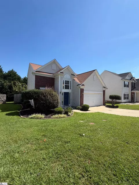 200 Stillwater Ct, Simpsonville, SC 29681