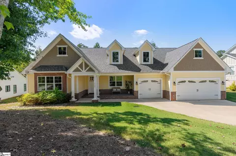 104 Pinelands Pl, Travelers Rest, SC 29690
