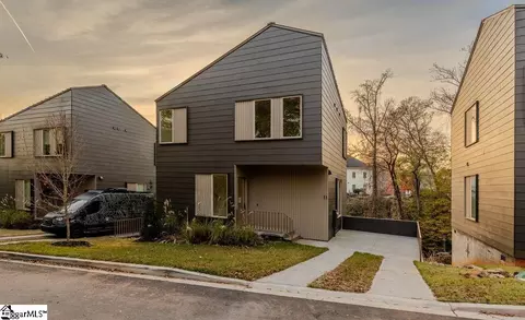 11 Mount Zion Ave, Greenville, SC 29609