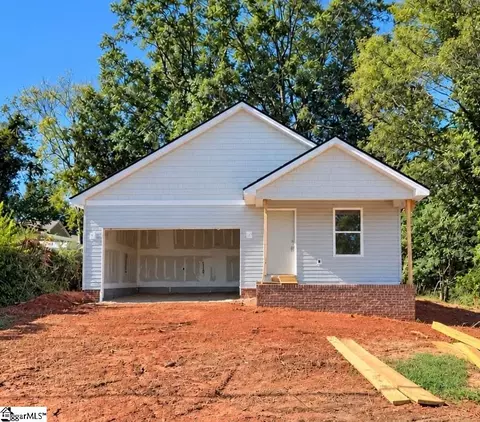 225 Sunny St, Spartanburg, SC 29306